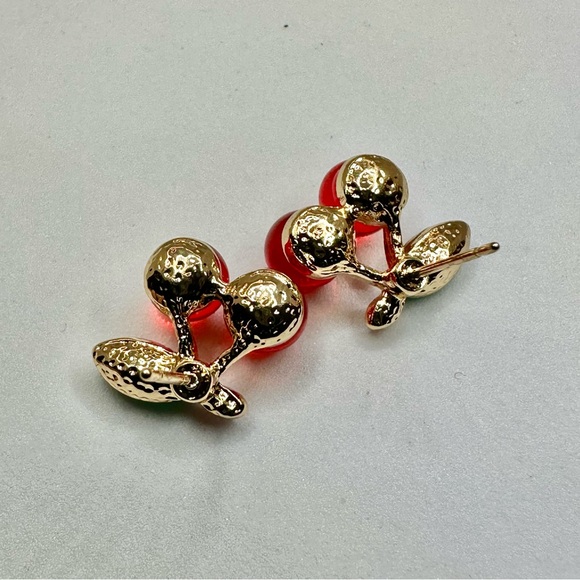 NWOT. Elegant Cherry-Inspired Red and Green Earrings - Picture 9 of 15